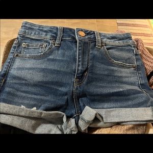 American Eagle Hi-Rise Shortie